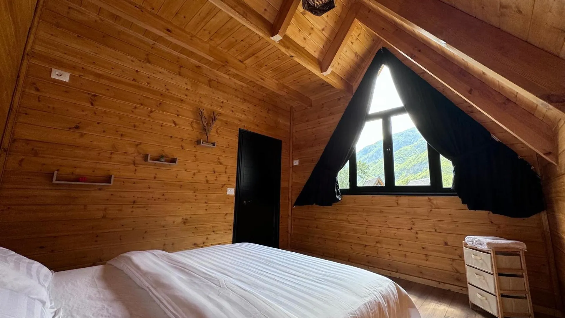 Thethi Villas Albania