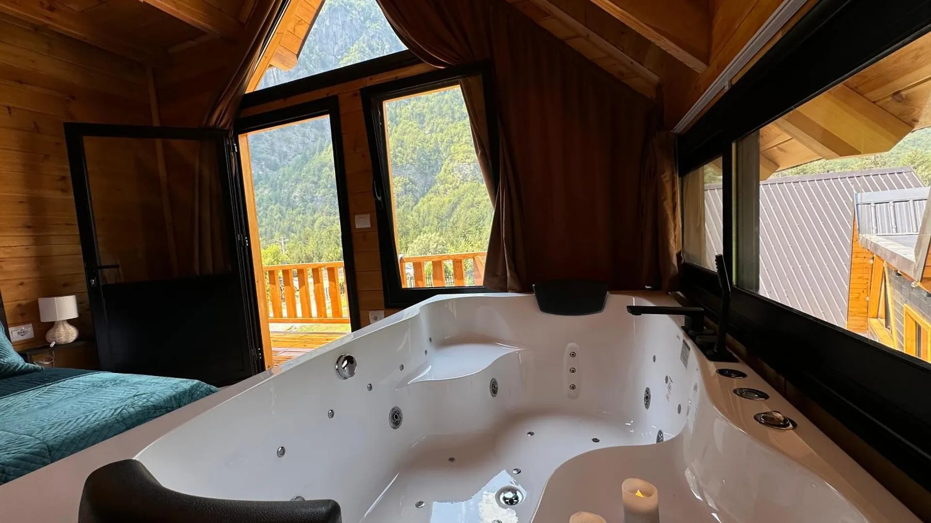 Thethi Villas 0*, Theth Albania