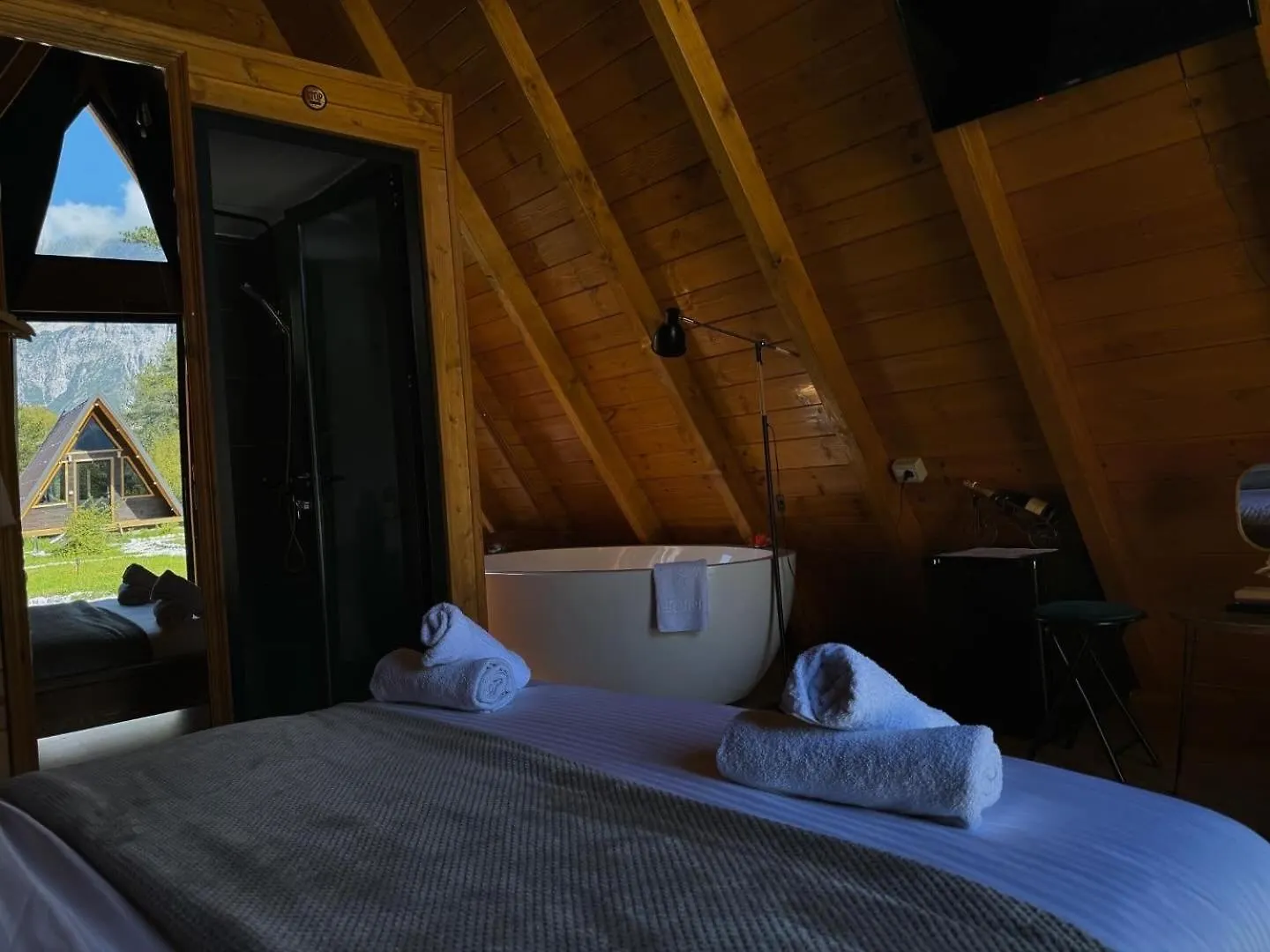 Thethi Villas