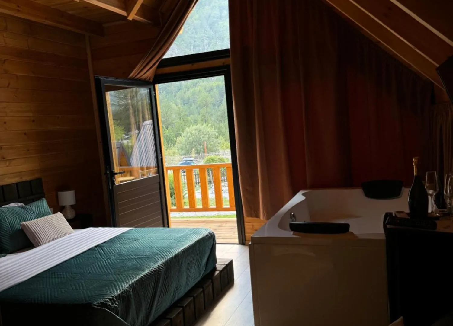 Thethi Villas  Theth